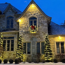 Christmas-lights-decoration-service-in-Blainville-Qc 1